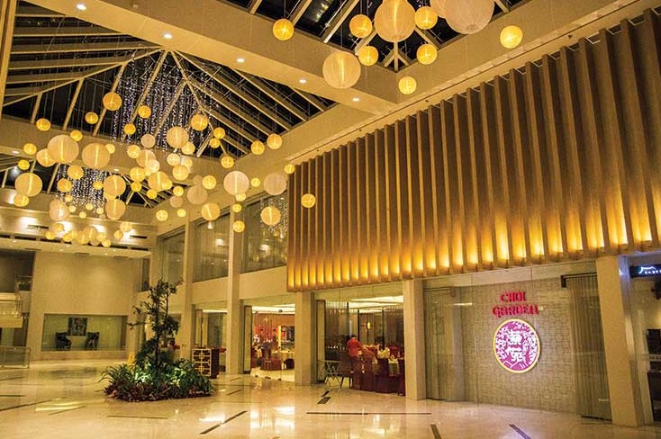 Royce Hotel